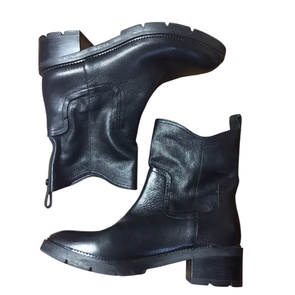 Donald Pliner Women's Stella Distressed Goat Leather Bootie Black -Size 8